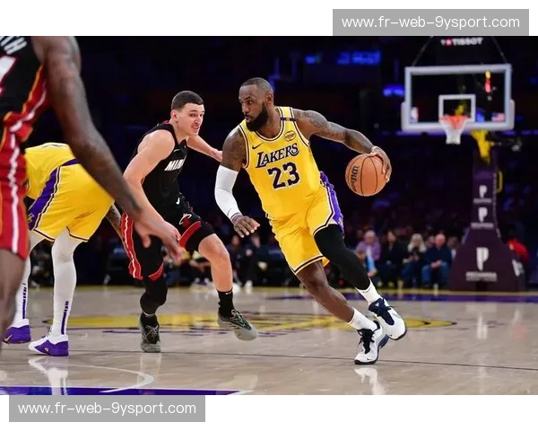 紫金荣耀与铁血深南：湖人vs热火，一场关于权力与意志的跨时空博弈